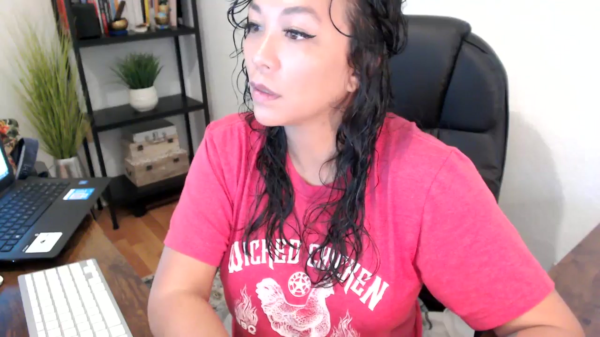 Gallery image thumbnail from MickaylaMoon's myfreecams stream on, 09/10/2024, 15:23 image 19 of 20