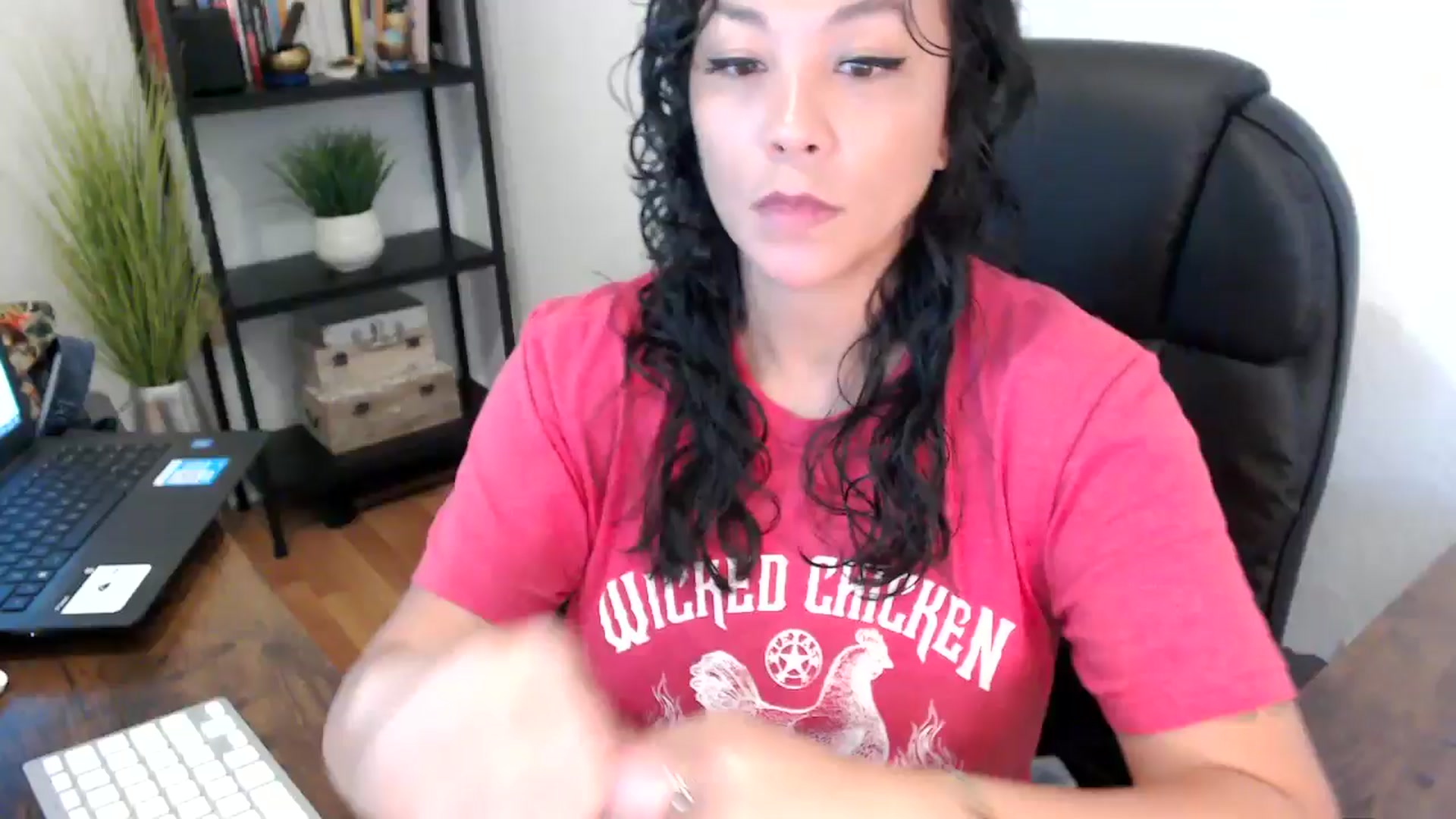 Gallery image thumbnail from MickaylaMoon's myfreecams stream on, 09/10/2024, 16:08 image 5 of 20