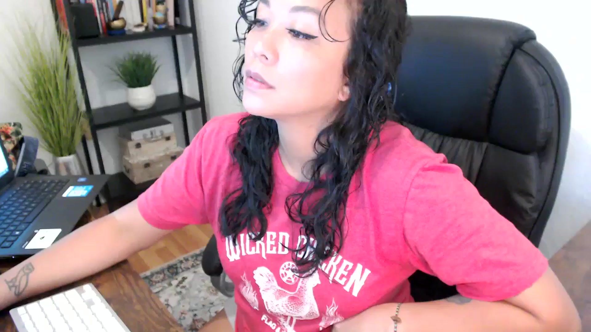 Gallery image thumbnail from MickaylaMoon's myfreecams stream on, 09/10/2024, 16:08 image 13 of 20