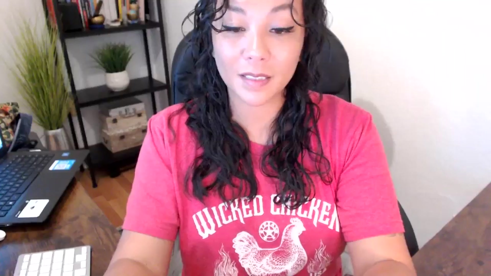 Gallery image thumbnail from MickaylaMoon's myfreecams stream on, 09/10/2024, 17:04 image 19 of 20