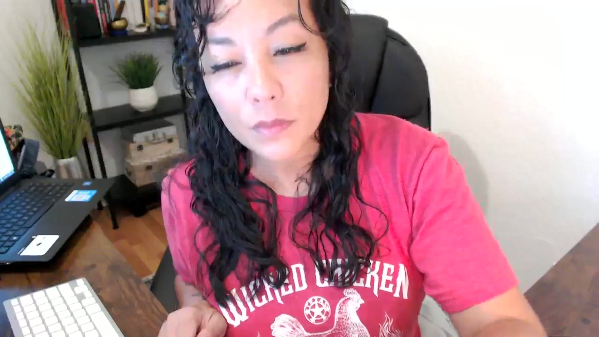 Gallery image thumbnail from MickaylaMoon's myfreecams stream on, 09/10/2024, 17:04 image 8 of 20