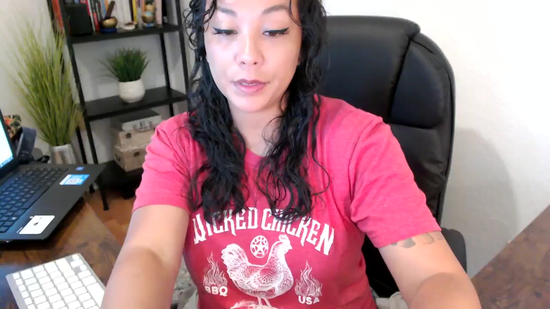 Gallery image thumbnail from MickaylaMoon's myfreecams stream on, 09/10/2024, 17:04 image 1 of 20