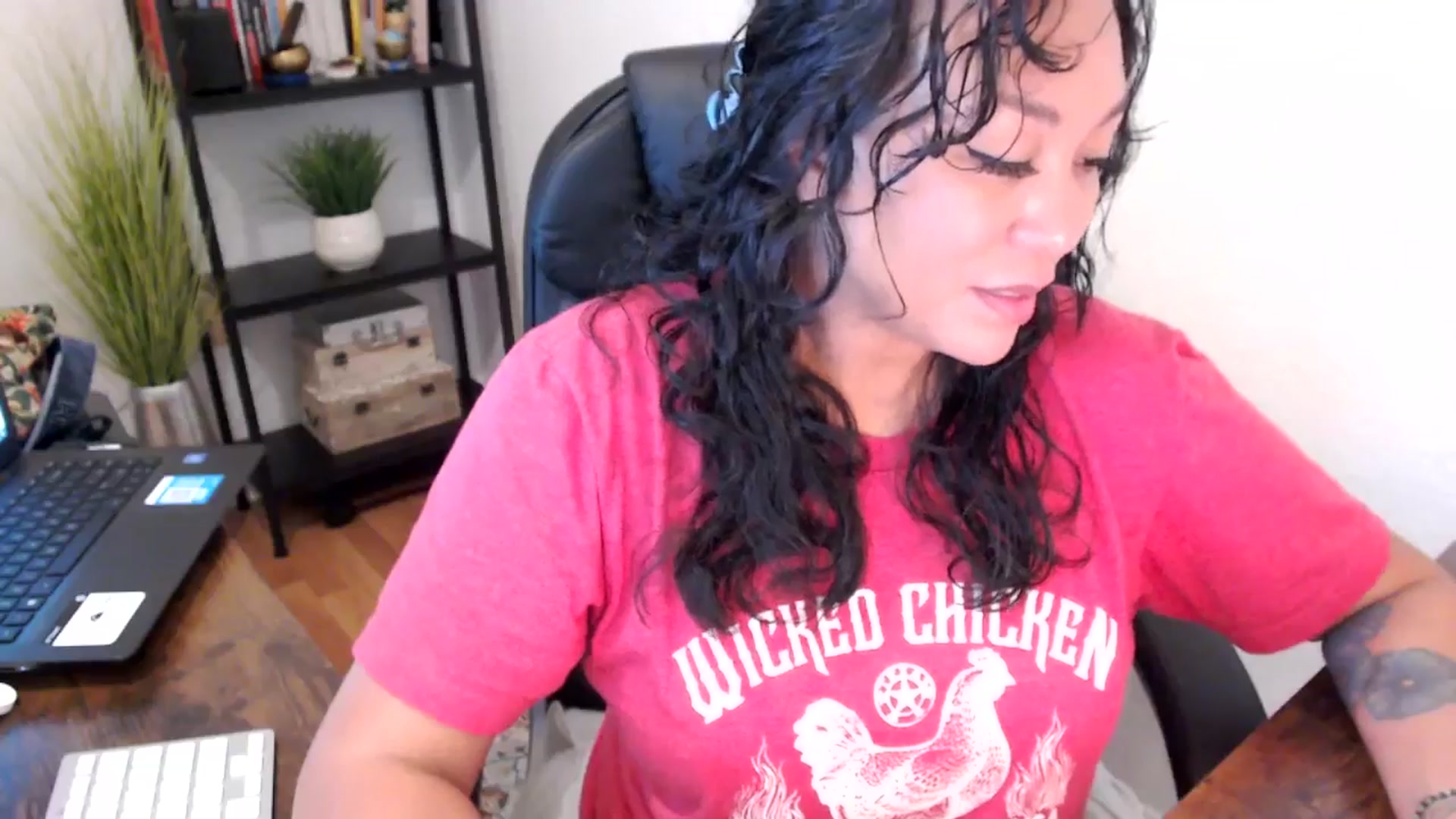 Gallery image thumbnail from MickaylaMoon's myfreecams stream on, 09/10/2024, 17:18 image 16 of 20