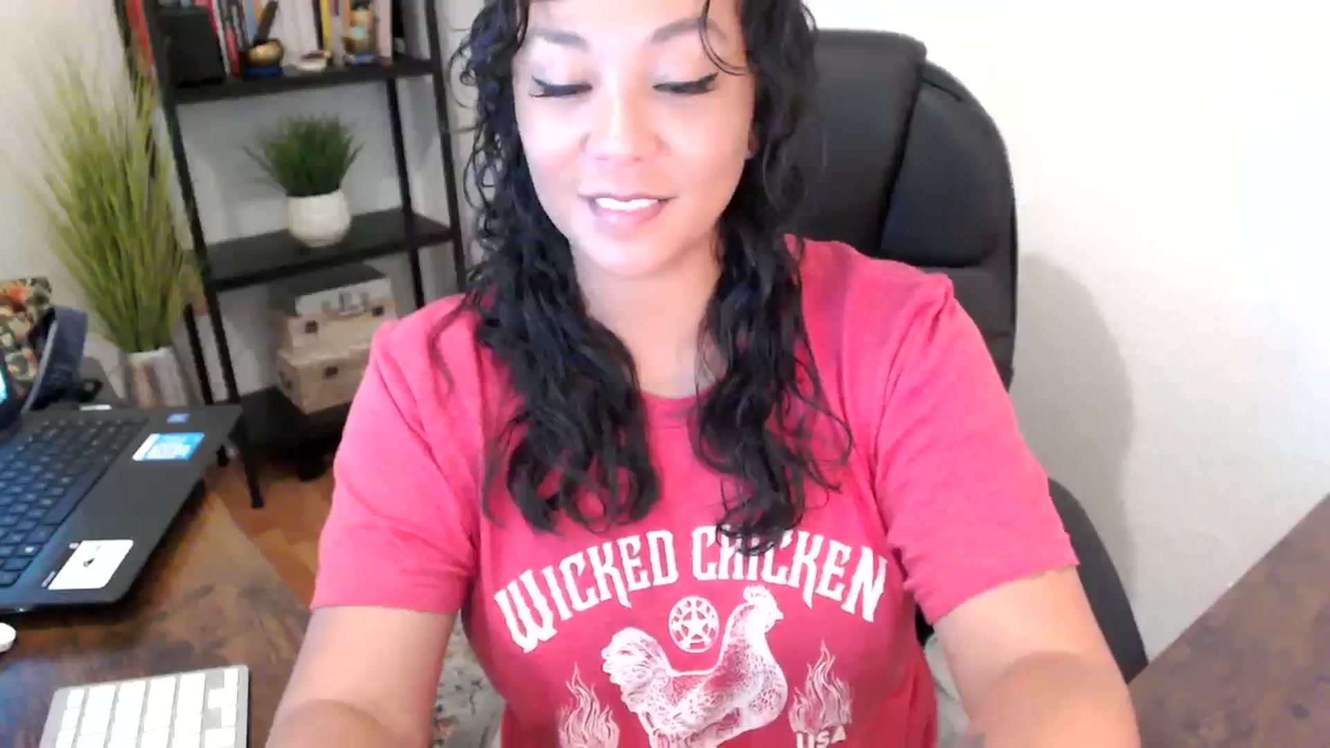 Gallery image thumbnail from MickaylaMoon's myfreecams stream on, 09/10/2024, 17:18 image 2 of 20