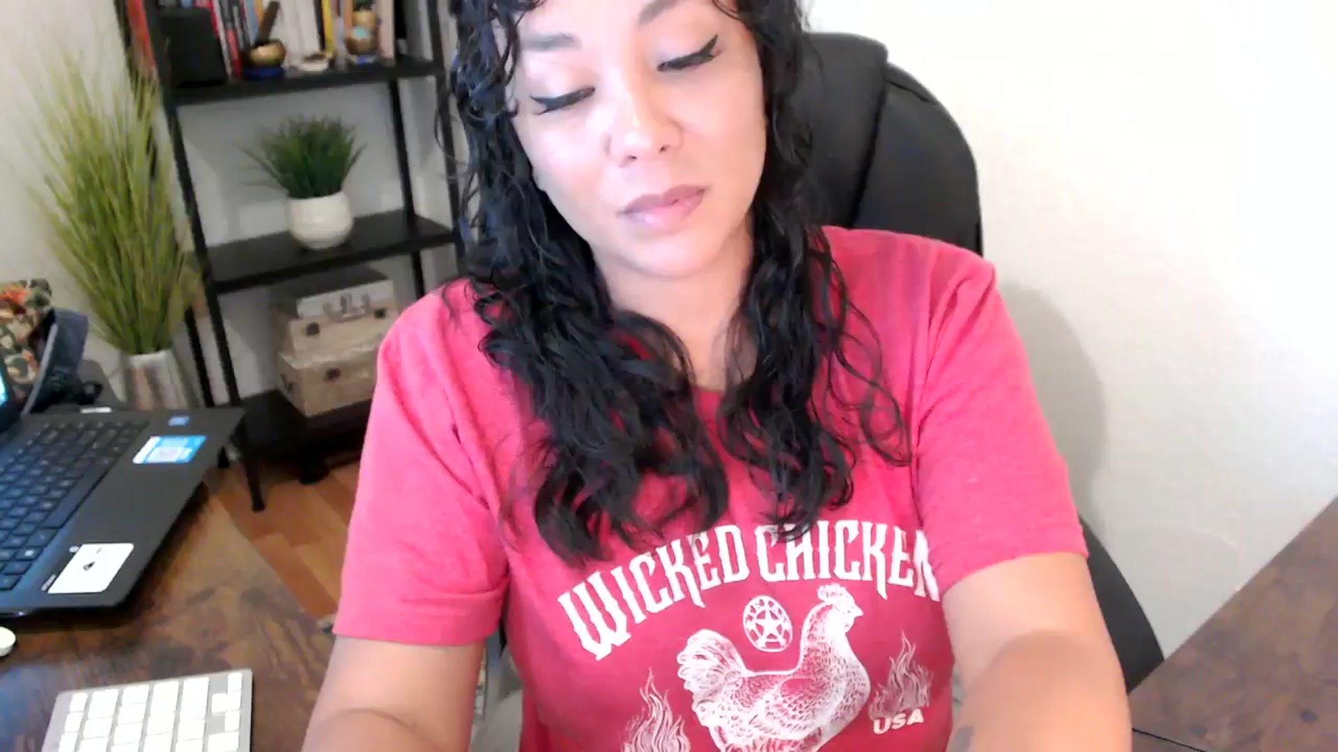 Gallery image thumbnail from MickaylaMoon's myfreecams stream on, 09/10/2024, 17:18 image 19 of 20