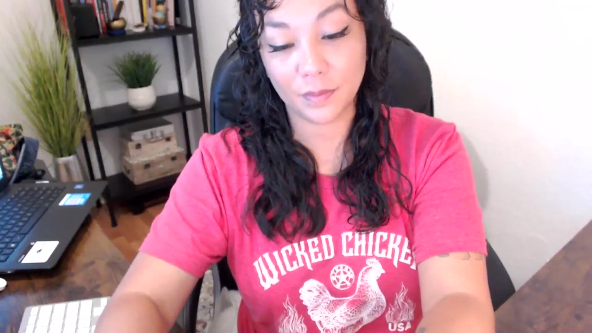 Gallery image thumbnail from MickaylaMoon's myfreecams stream on, 09/10/2024, 17:18 image 15 of 20