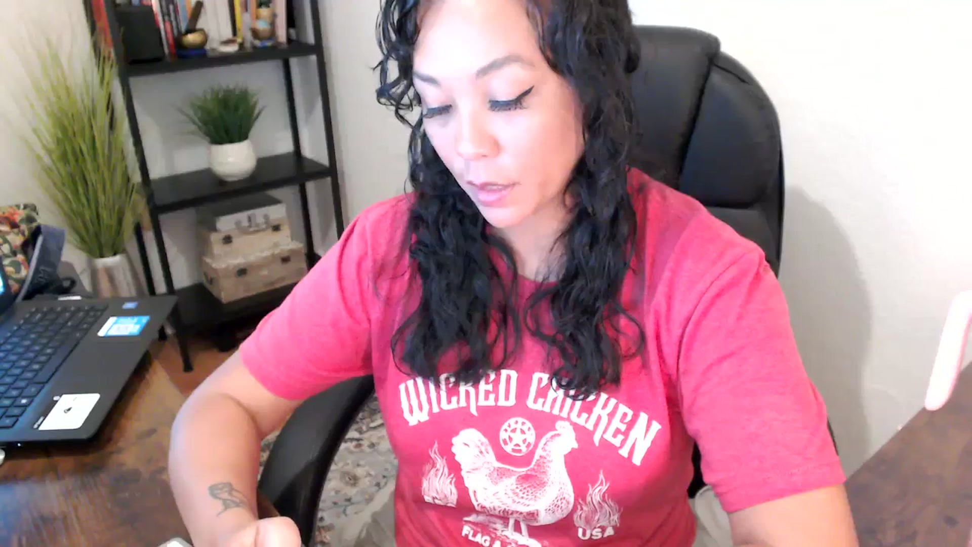 Gallery image thumbnail from MickaylaMoon's myfreecams stream on, 09/10/2024, 19:11 image 15 of 20