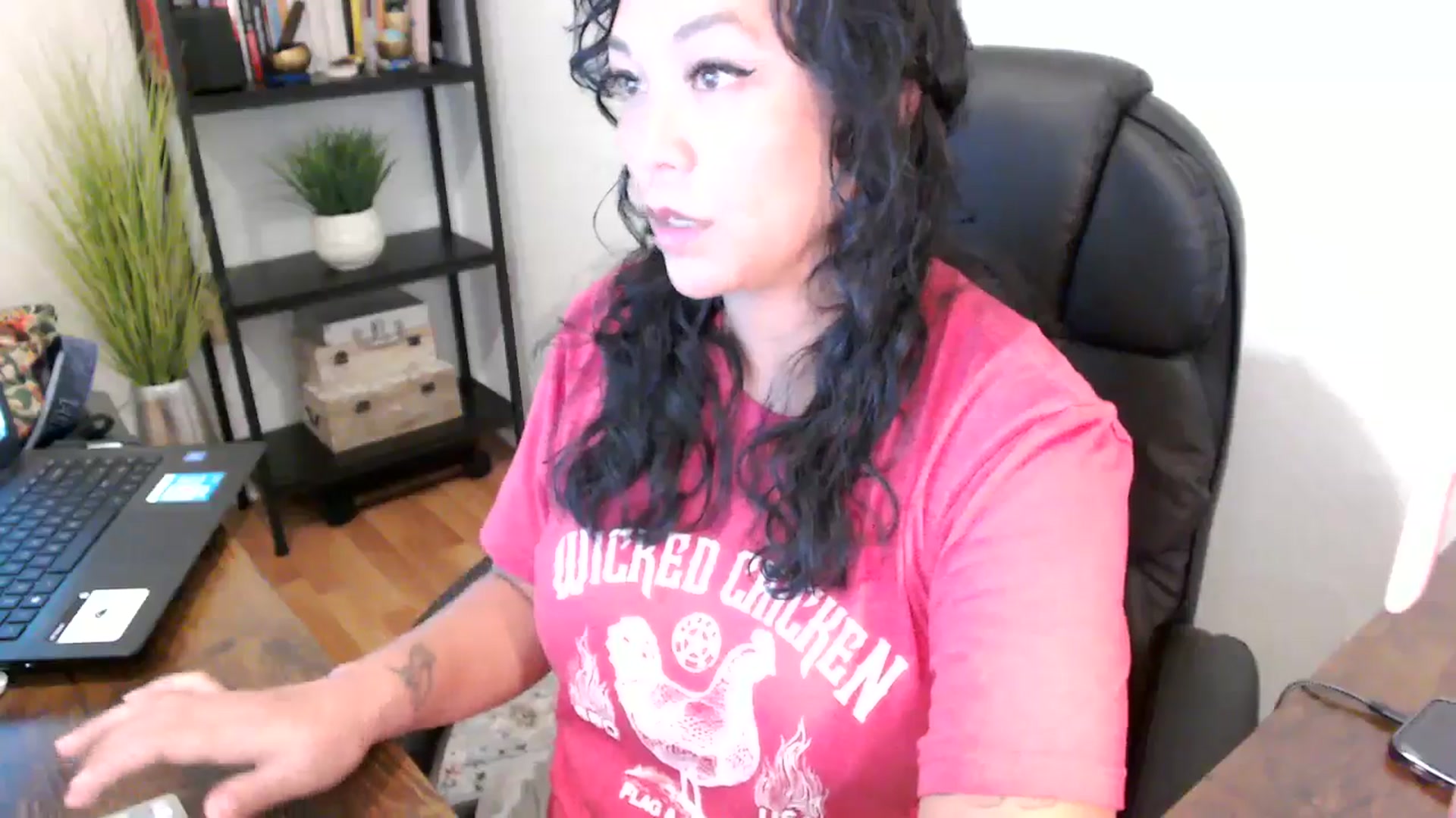 Gallery image thumbnail from MickaylaMoon's myfreecams stream on, 09/10/2024, 19:11 image 7 of 20