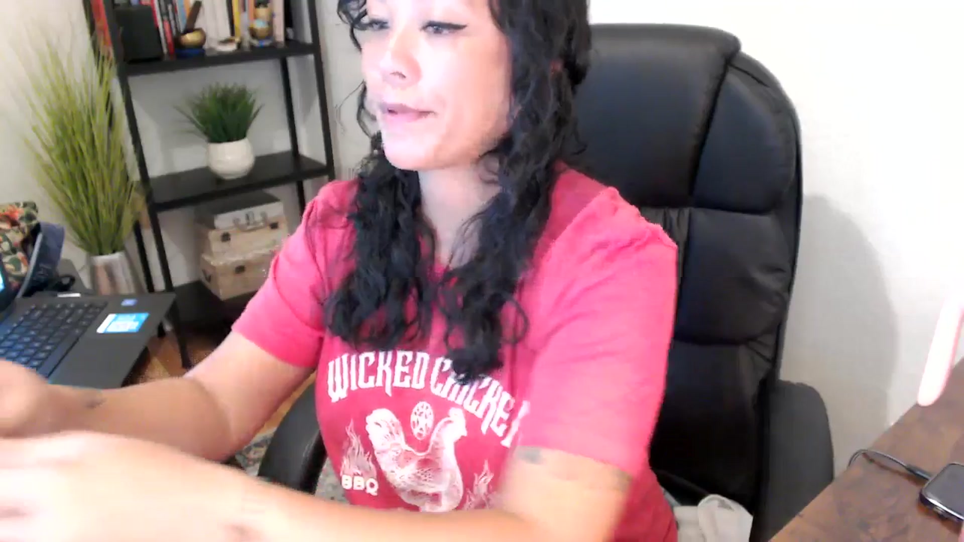 Gallery image thumbnail from MickaylaMoon's myfreecams stream on, 09/10/2024, 19:11 image 11 of 20