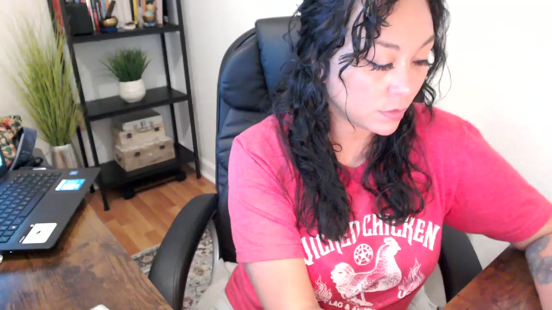 Gallery image thumbnail from MickaylaMoon's myfreecams stream on, 09/10/2024, 19:11 image 19 of 20