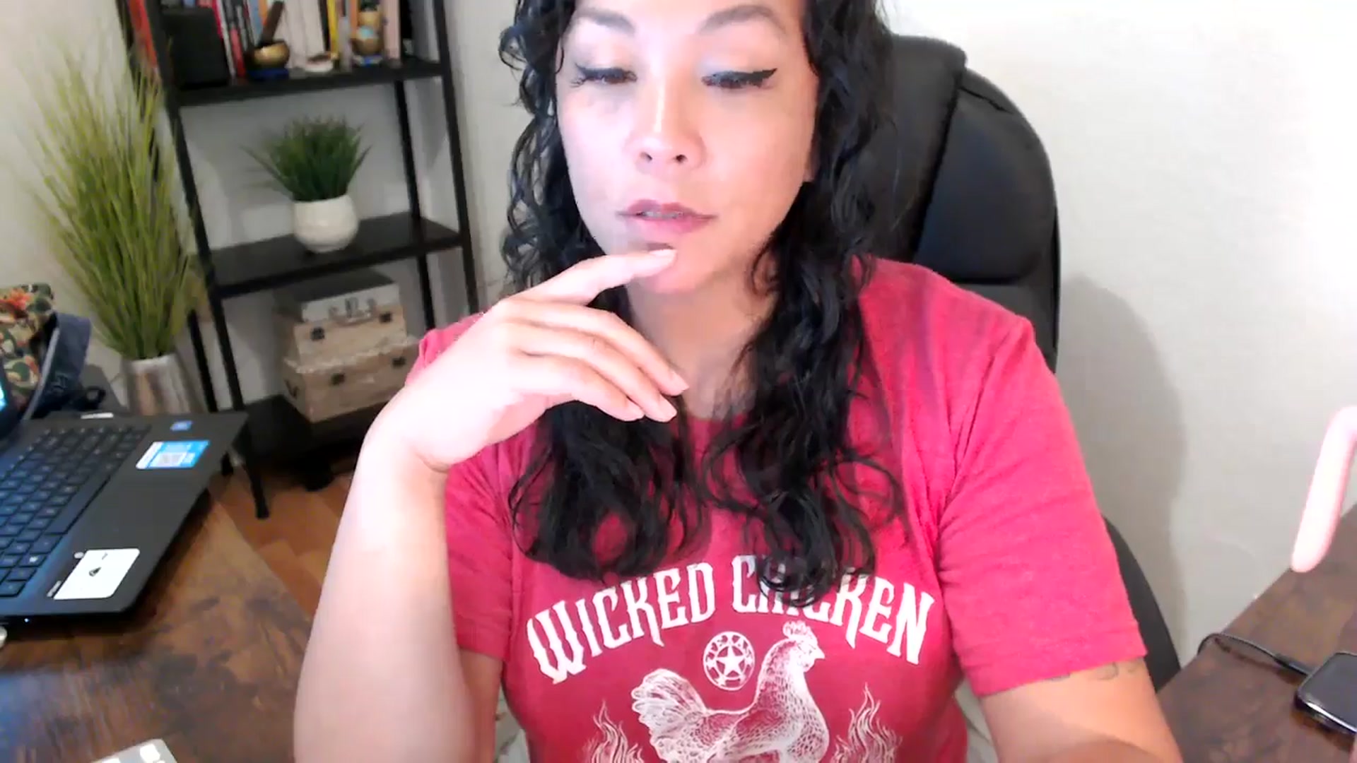 Gallery image thumbnail from MickaylaMoon's myfreecams stream on, 09/10/2024, 19:11 image 8 of 20