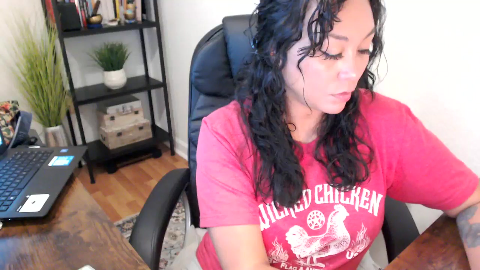 Gallery image thumbnail from MickaylaMoon's myfreecams stream on, 09/10/2024, 19:11 image 20 of 20