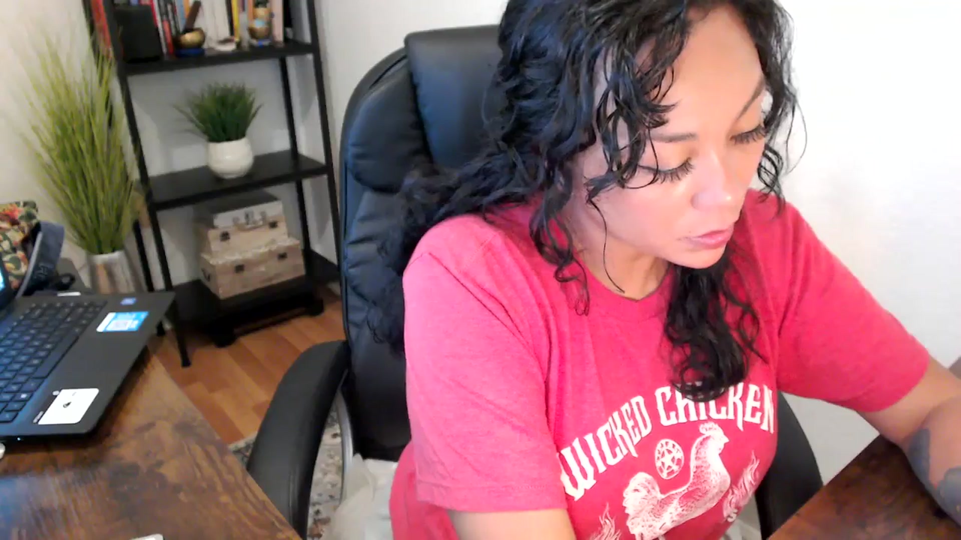 Gallery image thumbnail from MickaylaMoon's myfreecams stream on, 09/10/2024, 19:56 image 13 of 20