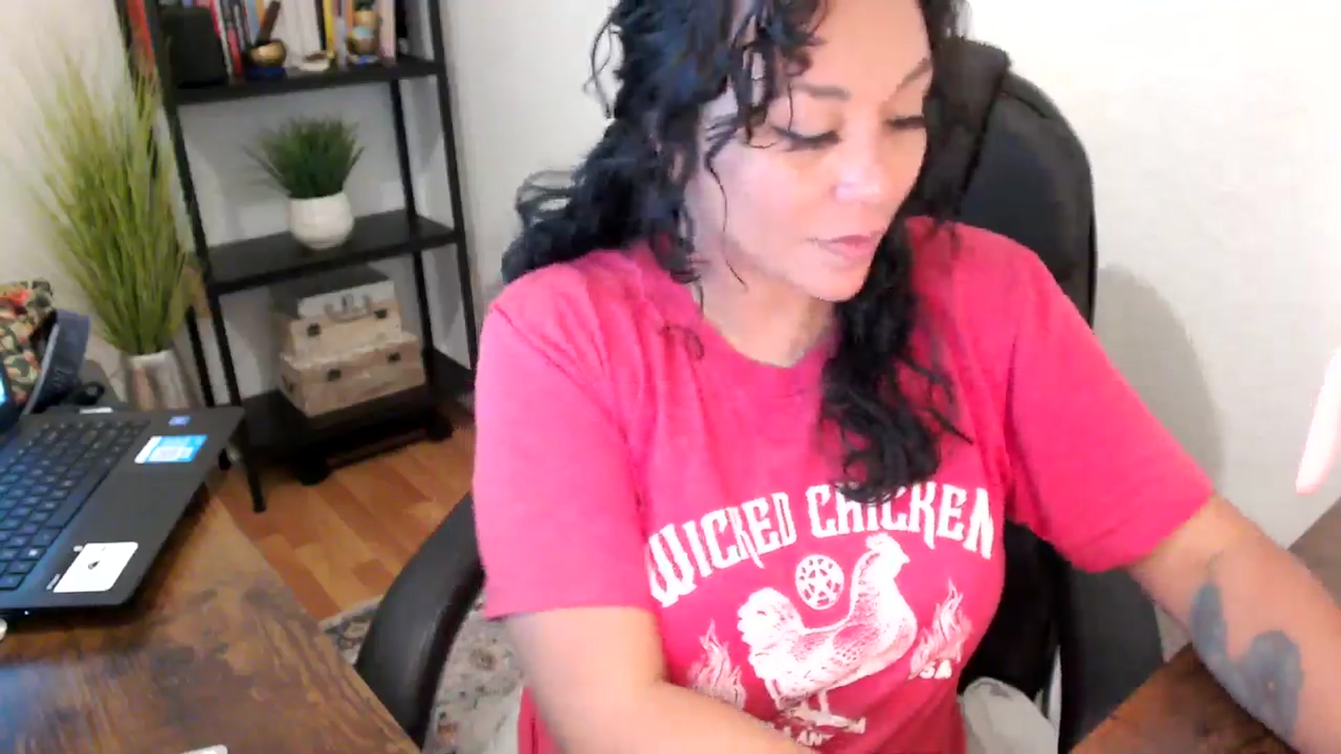 Gallery image thumbnail from MickaylaMoon's myfreecams stream on, 09/10/2024, 19:56 image 10 of 20