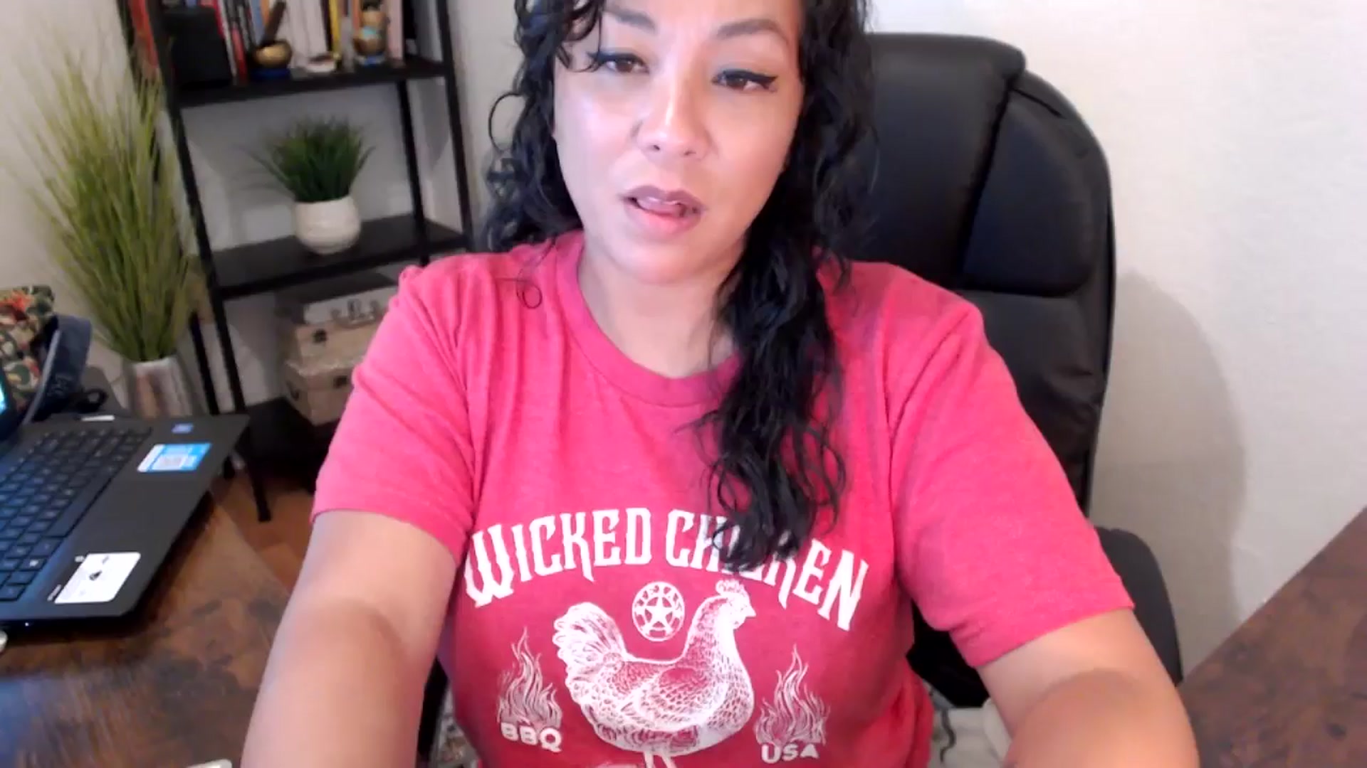 Gallery image thumbnail from MickaylaMoon's myfreecams stream on, 09/10/2024, 19:56 image 7 of 20