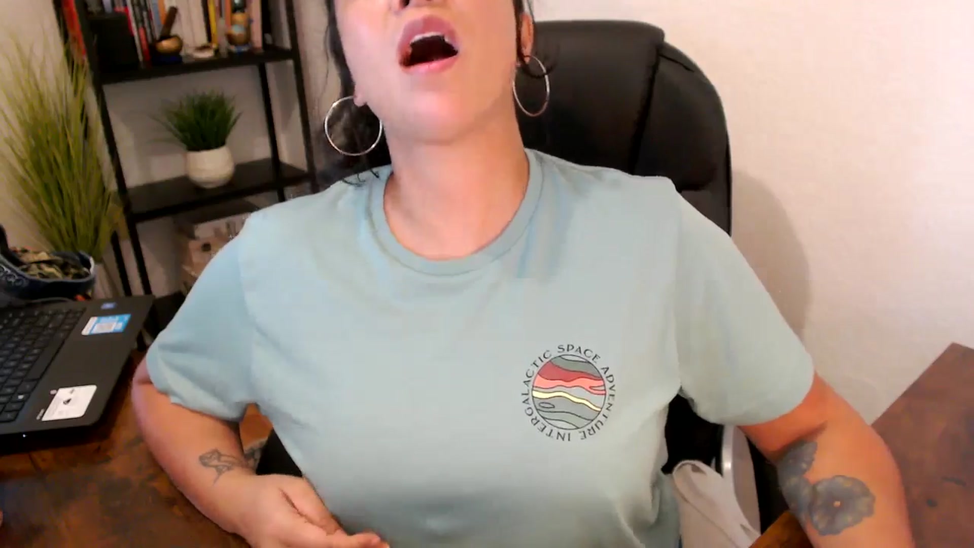 Gallery image thumbnail from MickaylaMoon's myfreecams stream on, 09/11/2024, 15:34 image 18 of 20