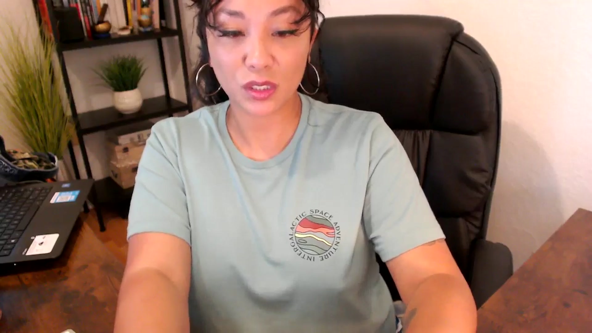 Gallery image thumbnail from MickaylaMoon's myfreecams stream on, 09/11/2024, 15:34 image 12 of 20