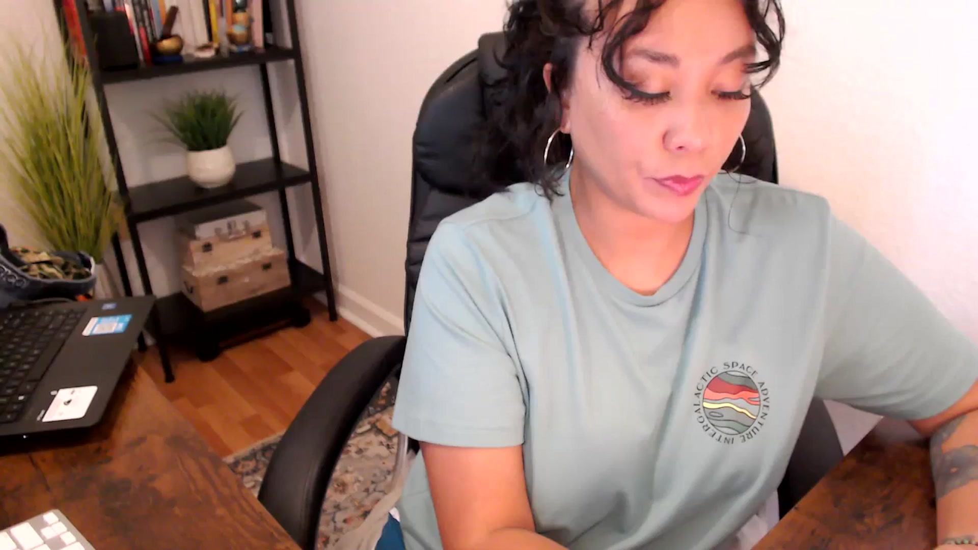 Gallery image thumbnail from MickaylaMoon's myfreecams stream on, 09/11/2024, 15:34 image 6 of 20