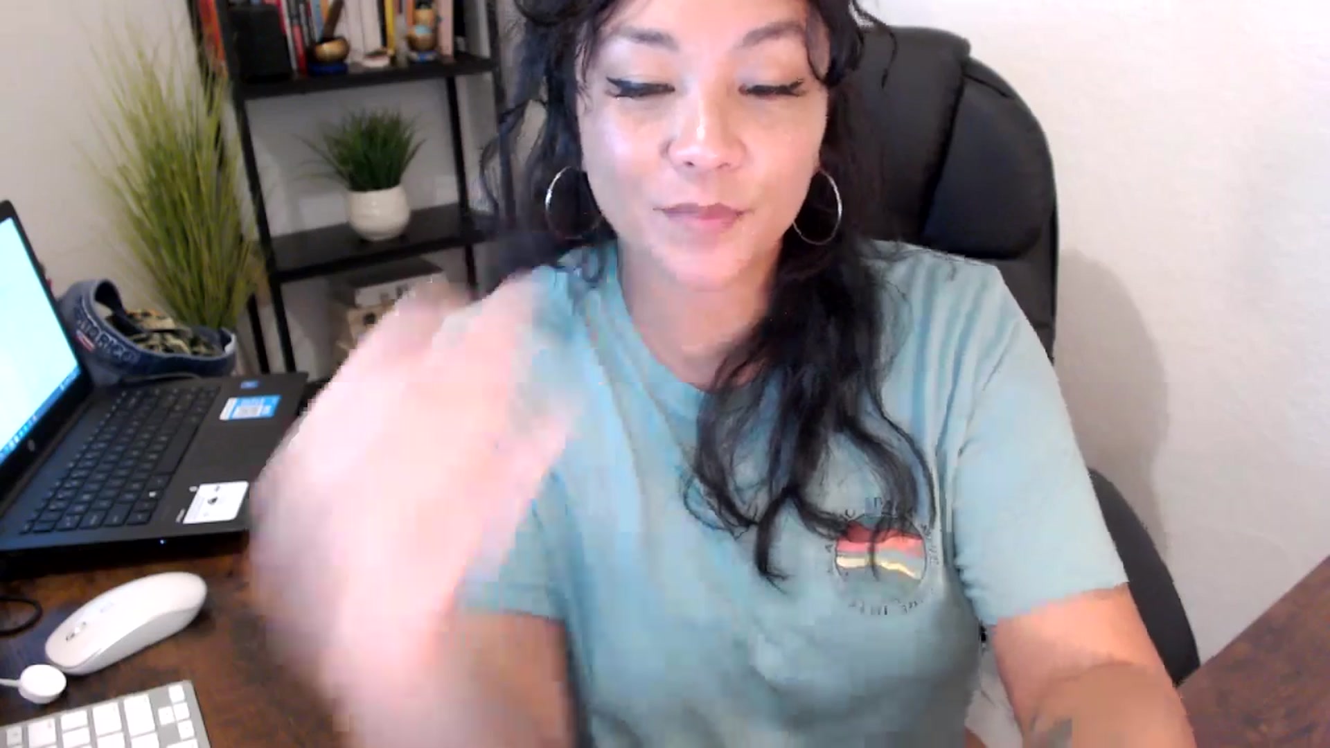 Gallery image thumbnail from MickaylaMoon's myfreecams stream on, 09/11/2024, 20:31 image 20 of 20