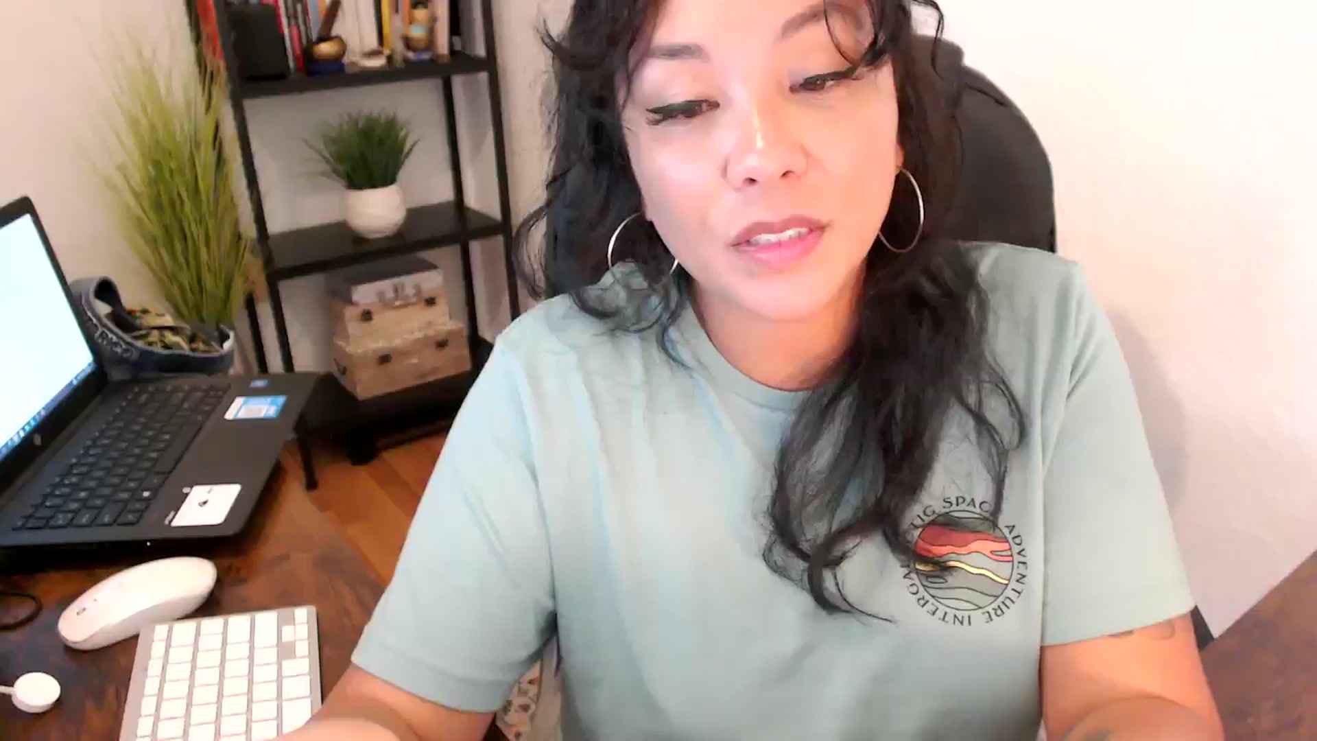 Gallery image thumbnail from MickaylaMoon's myfreecams stream on, 09/11/2024, 20:59 image 3 of 20