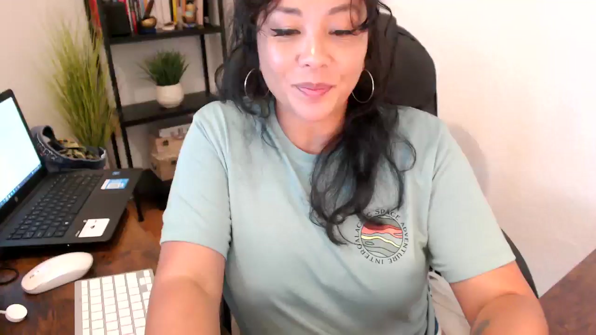 Gallery image thumbnail from MickaylaMoon's myfreecams stream on, 09/11/2024, 20:59 image 8 of 20
