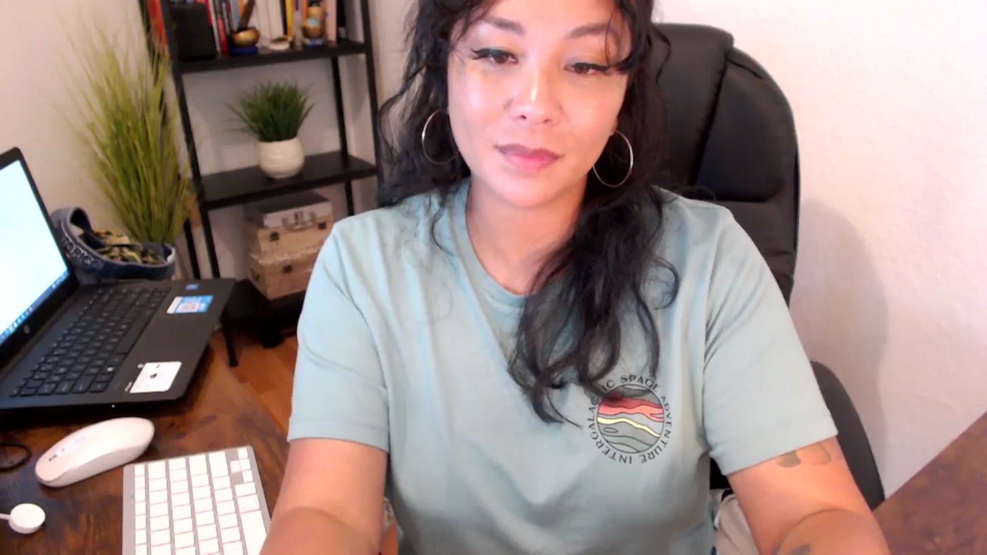 Gallery image thumbnail from MickaylaMoon's myfreecams stream on, 09/11/2024, 20:59 image 11 of 20