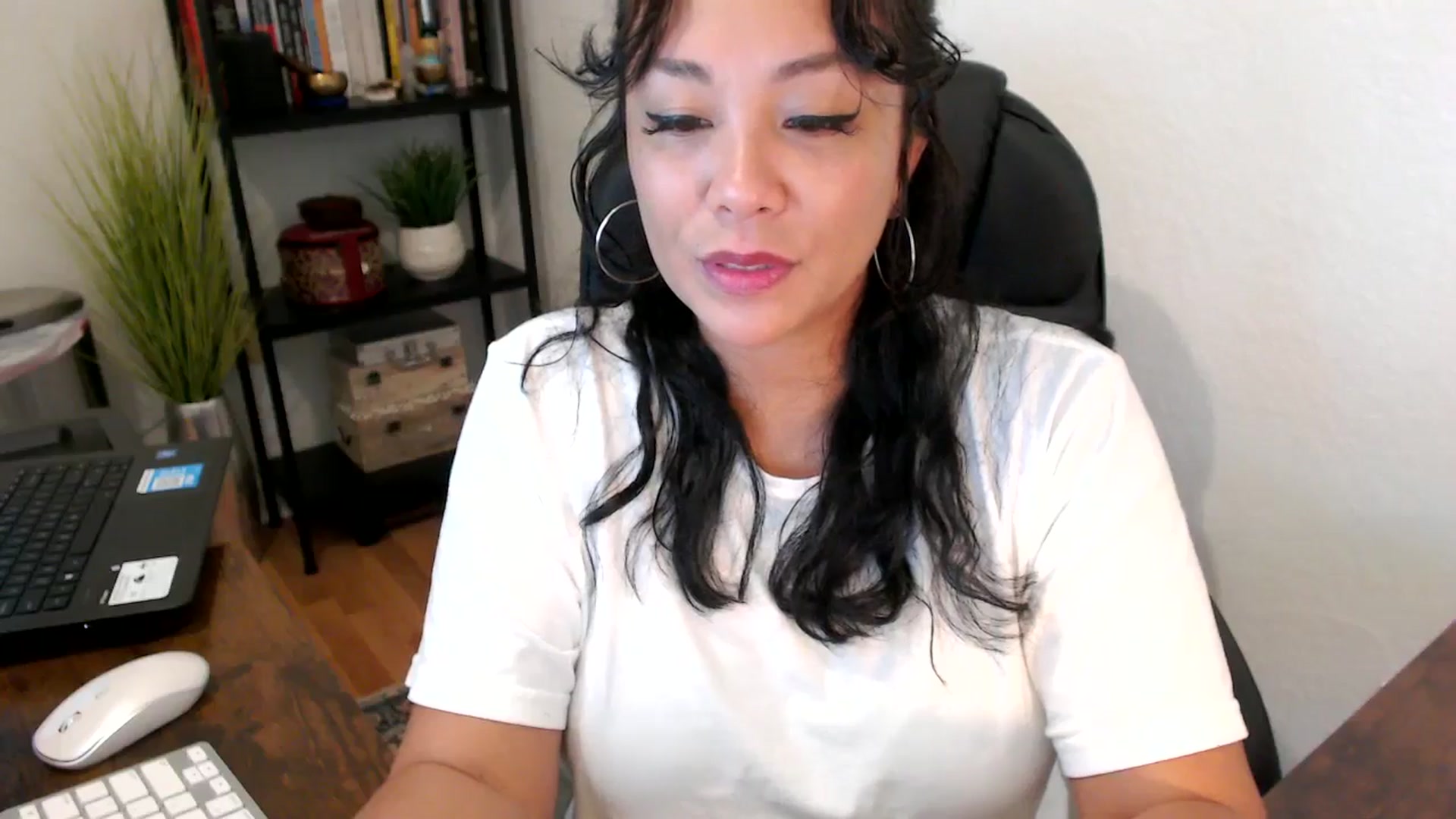 Gallery image thumbnail from MickaylaMoon's myfreecams stream on, 09/12/2024, 14:55 image 3 of 20