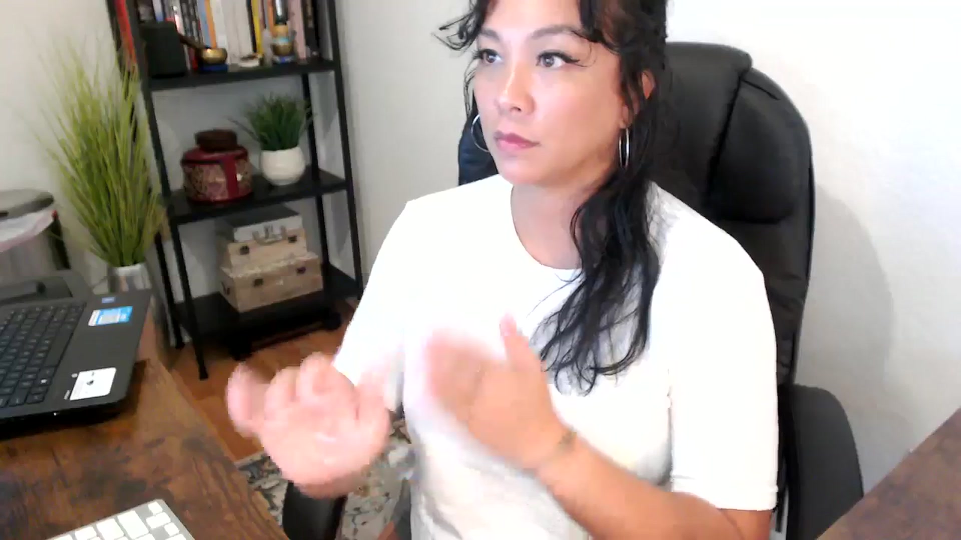 Gallery image thumbnail from MickaylaMoon's myfreecams stream on, 09/12/2024, 18:07 image 6 of 20