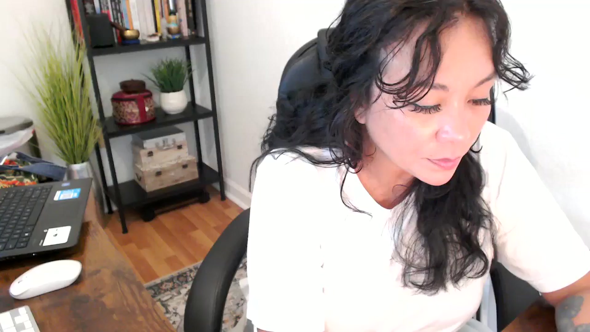 Gallery image thumbnail from MickaylaMoon's myfreecams stream on, 09/12/2024, 20:26 image 12 of 20