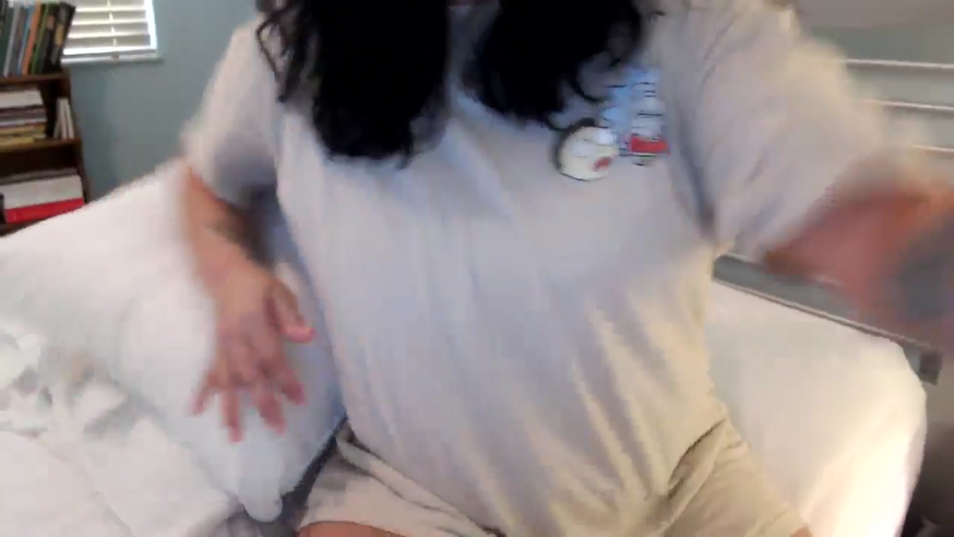 Gallery image thumbnail from MickaylaStar's myfreecams stream on, 01/12/2025, 21:04 image 16 of 20