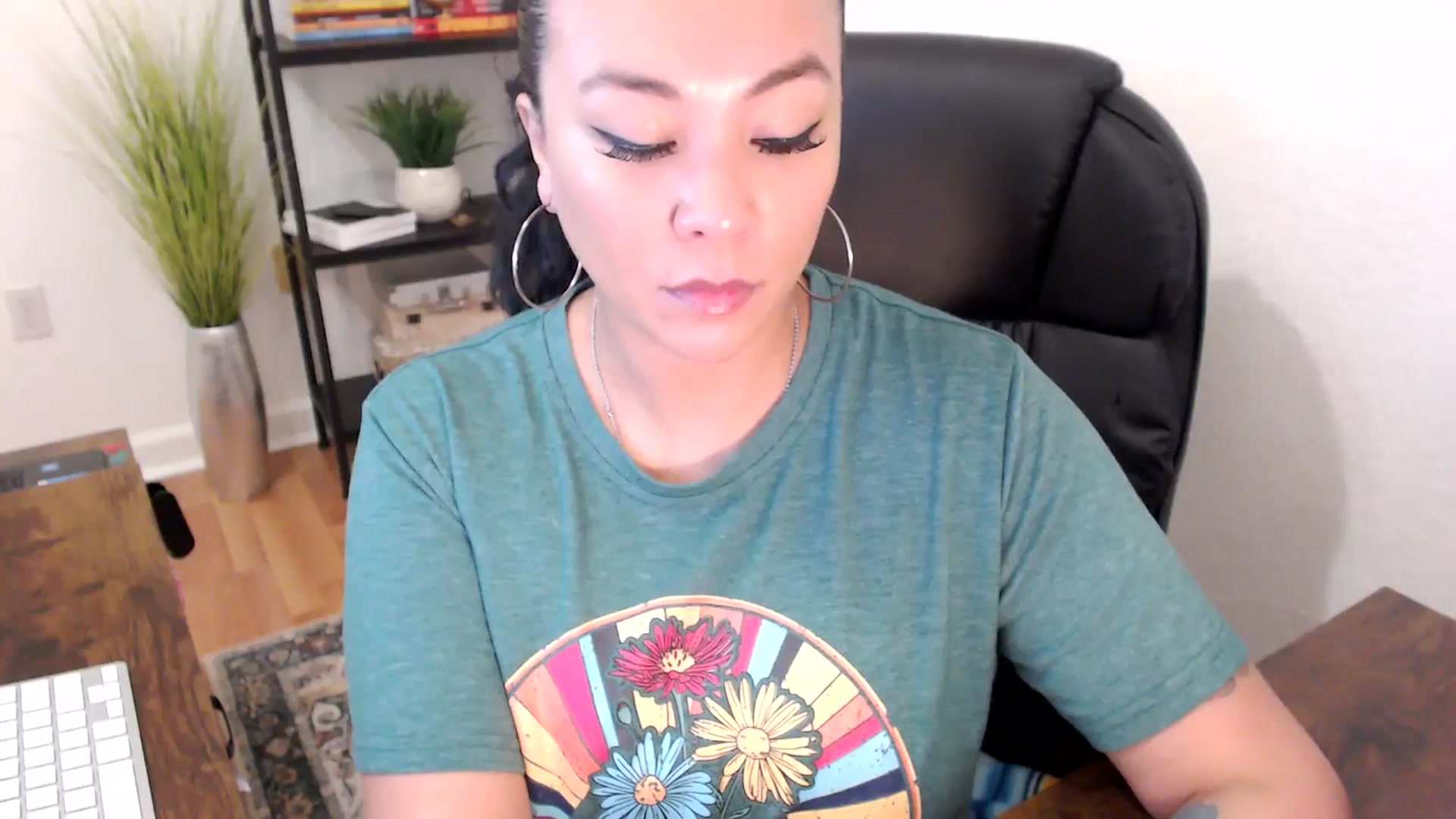 Gallery image thumbnail from MickaylaStar's myfreecams stream on, 01/13/2025, 16:49 image 18 of 20