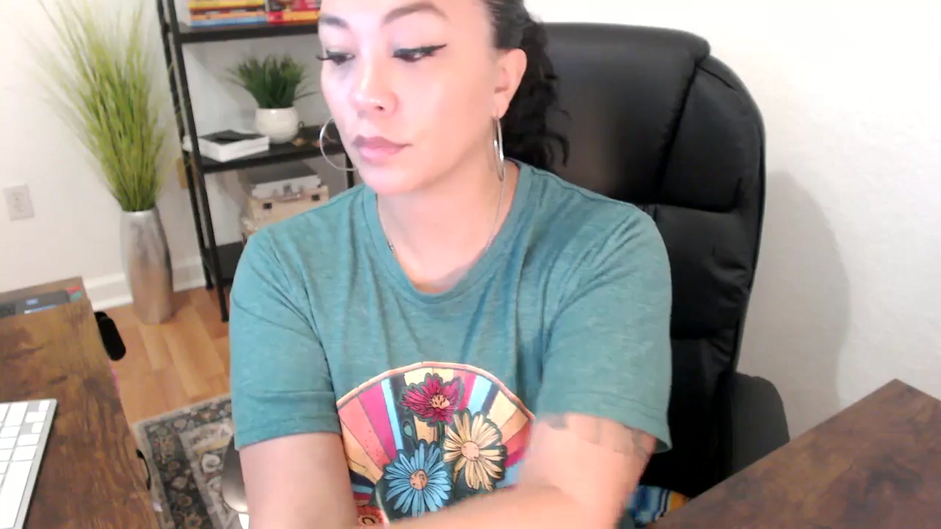 Gallery image thumbnail from MickaylaStar's myfreecams stream on, 01/13/2025, 16:49 image 7 of 20