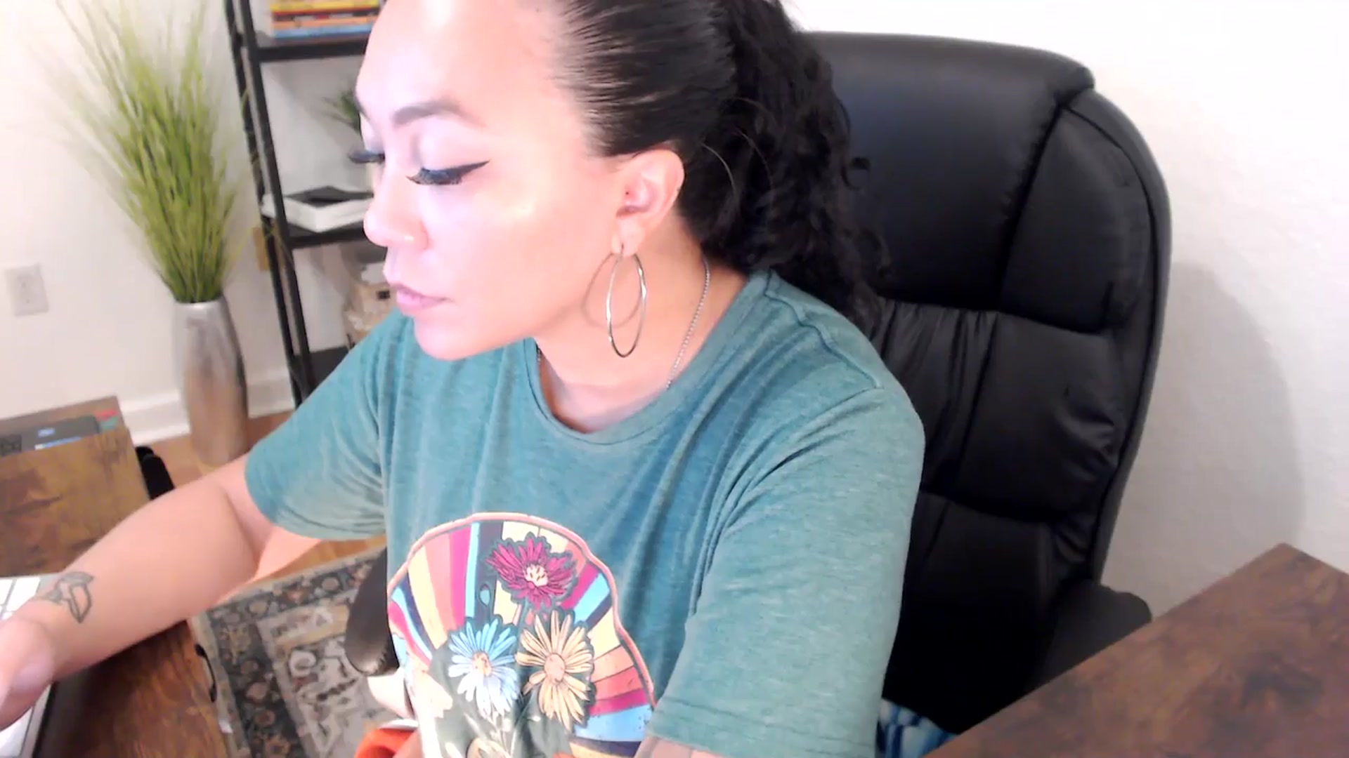Gallery image thumbnail from MickaylaStar's myfreecams stream on, 01/13/2025, 16:49 image 2 of 20