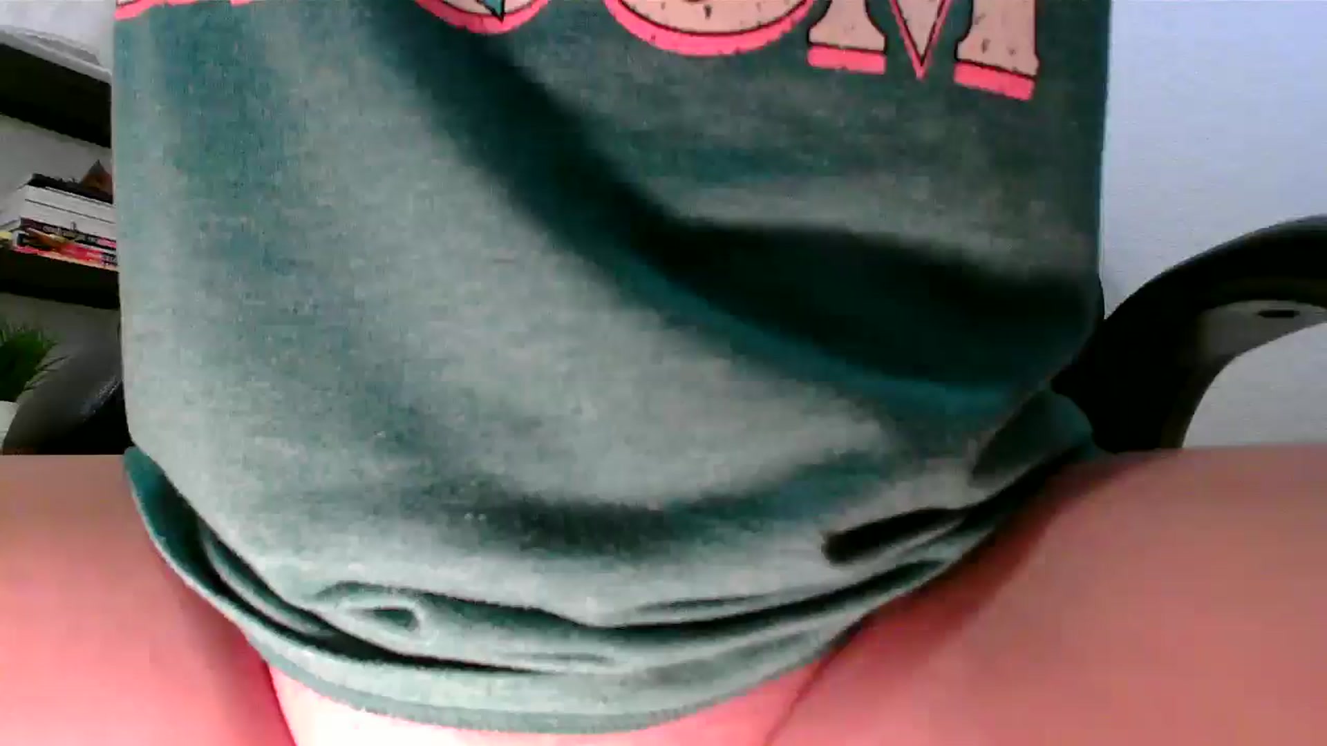 Gallery image thumbnail from MickaylaStar's myfreecams stream on, 01/13/2025, 18:59 image 3 of 20