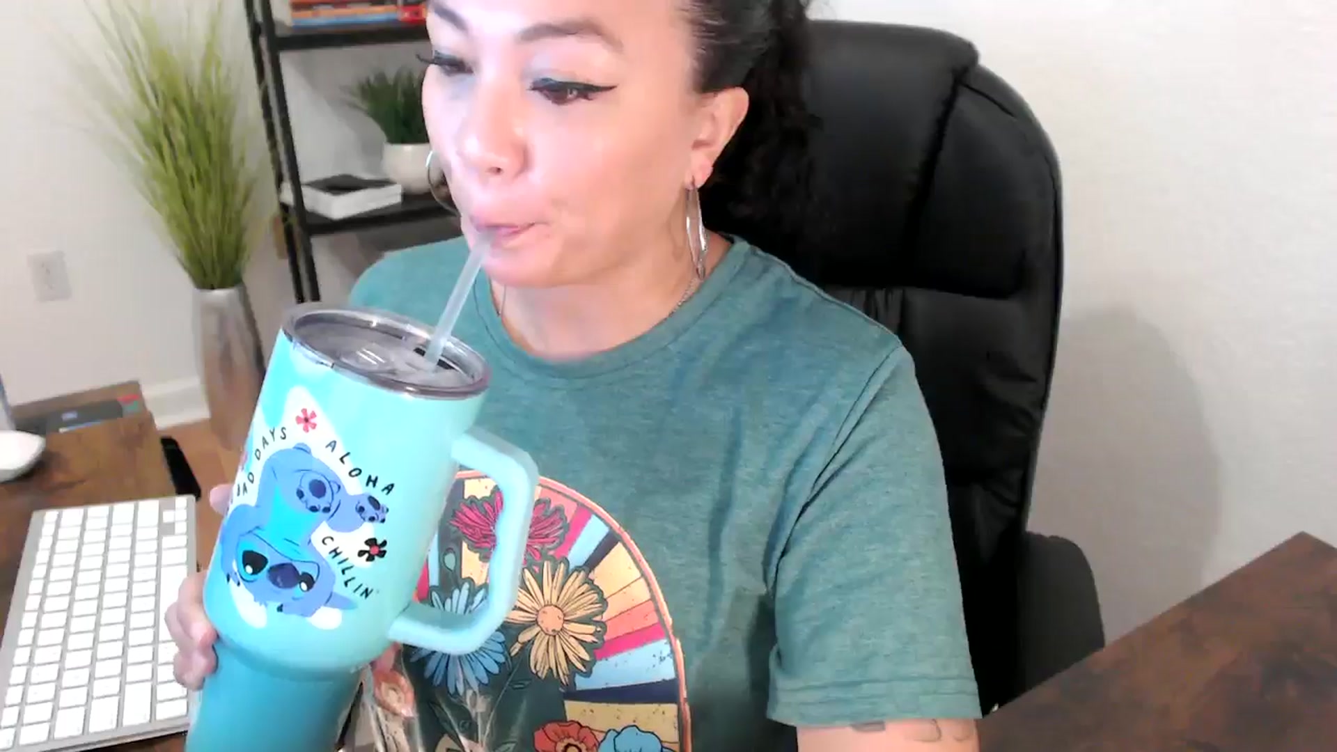 Gallery image thumbnail from MickaylaStar's myfreecams stream on, 01/13/2025, 19:50 image 6 of 20