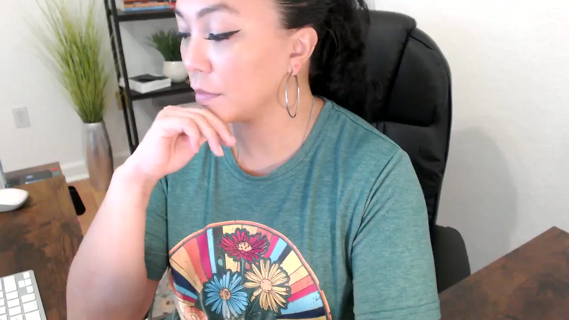 Gallery image thumbnail from MickaylaStar's myfreecams stream on, 01/13/2025, 19:50 image 14 of 20