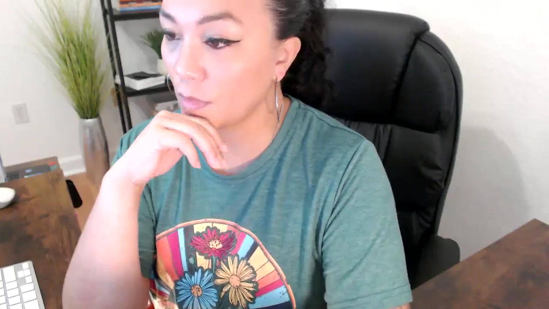 Gallery image thumbnail from MickaylaStar's myfreecams stream on, 01/13/2025, 19:50 image 19 of 20