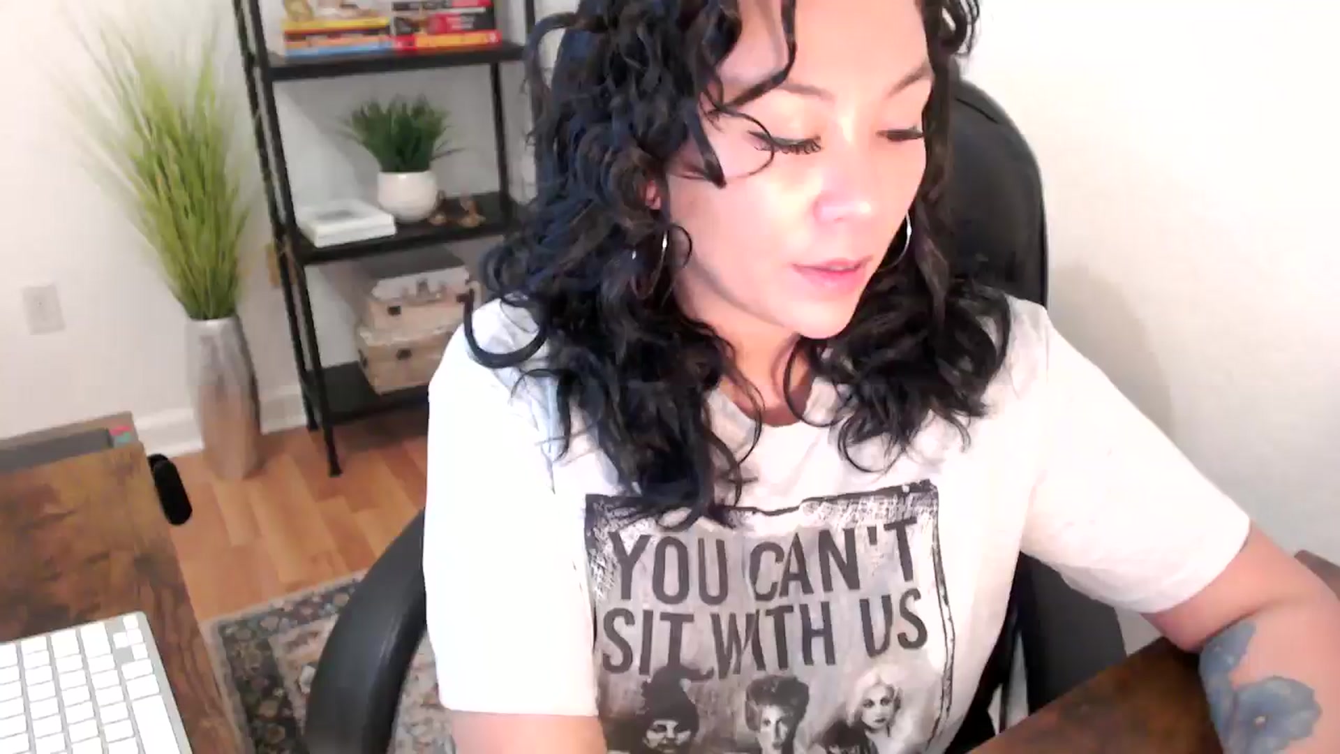 Gallery image thumbnail from MickaylaStar's myfreecams stream on, 01/14/2025, 17:00 image 15 of 20