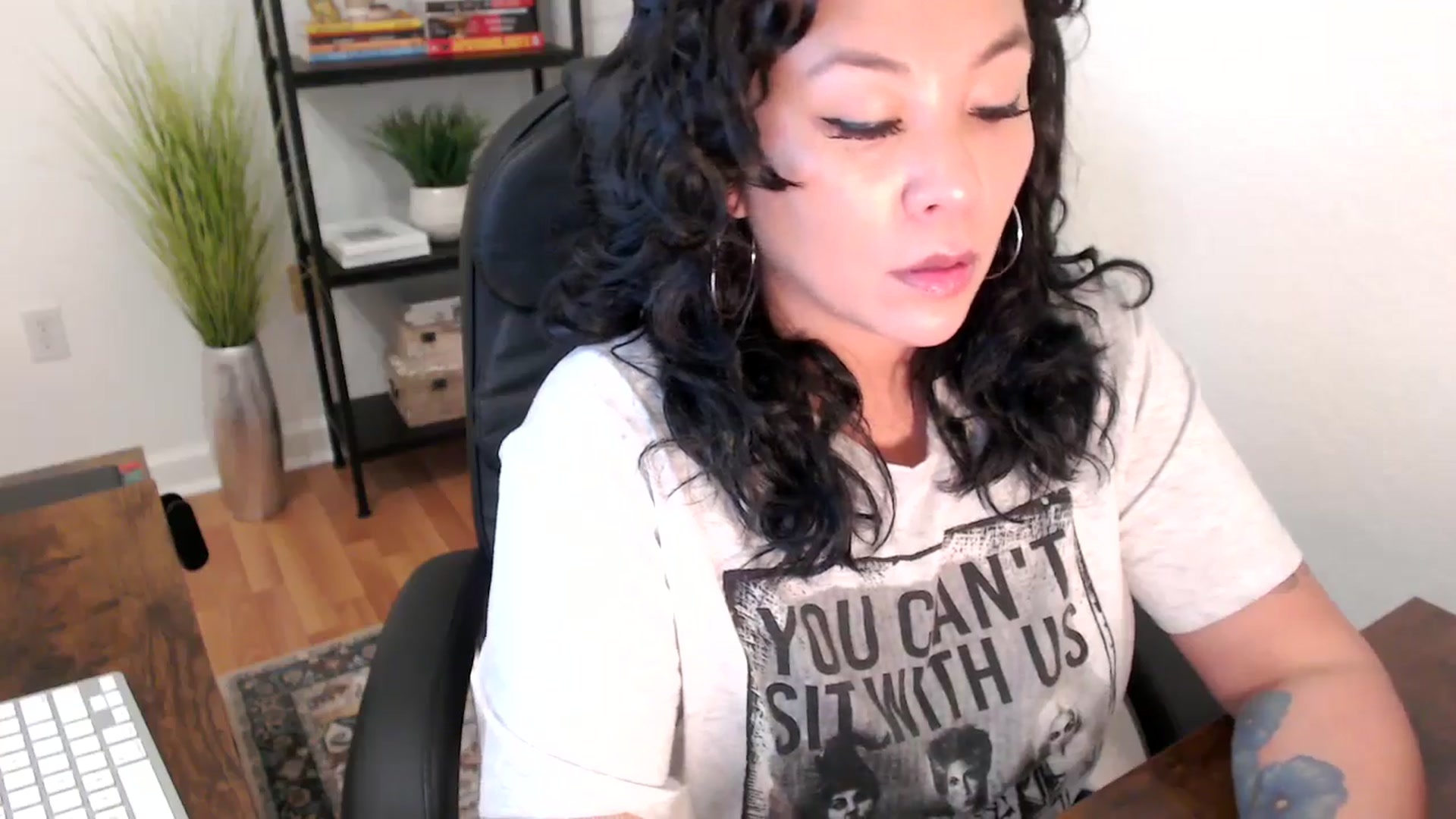 Gallery image thumbnail from MickaylaStar's myfreecams stream on, 01/14/2025, 17:28 image 14 of 20