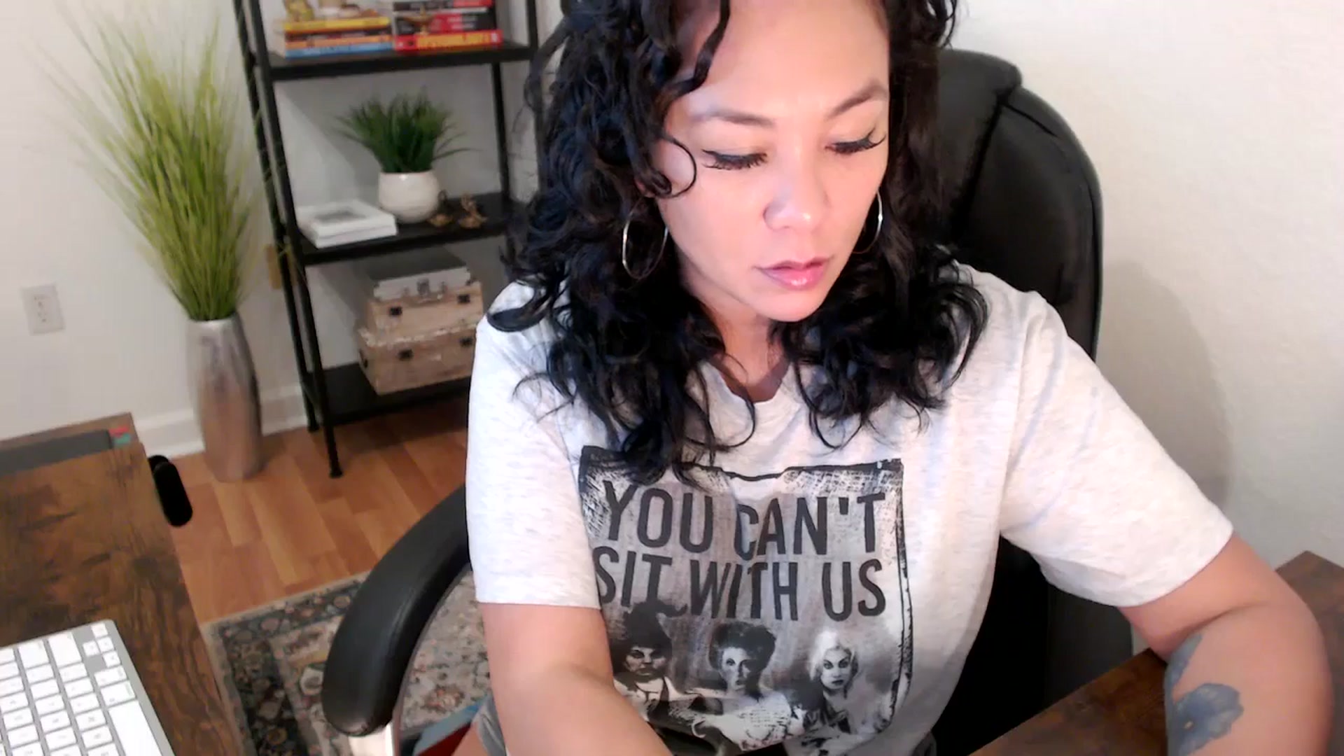 Gallery image thumbnail from MickaylaStar's myfreecams stream on, 01/14/2025, 17:28 image 7 of 20