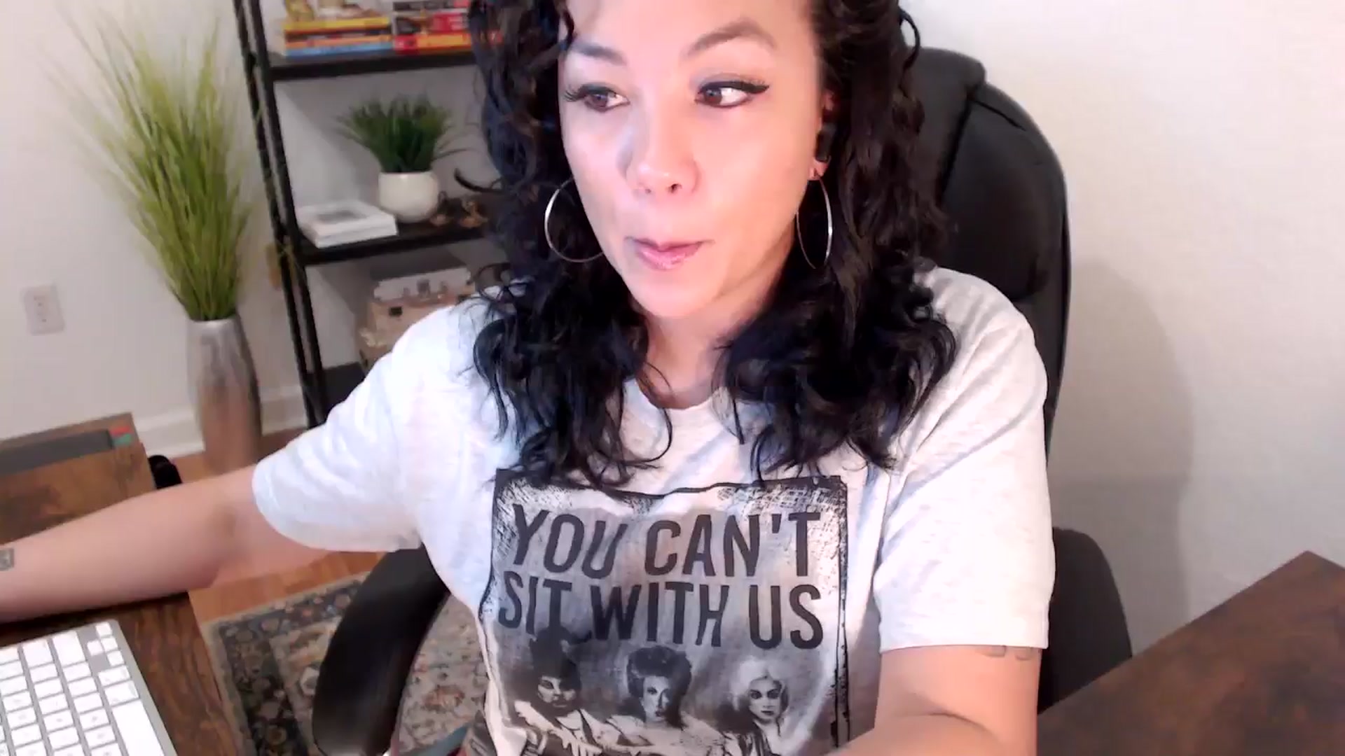 Gallery image thumbnail from MickaylaStar's myfreecams stream on, 01/14/2025, 17:28 image 1 of 20