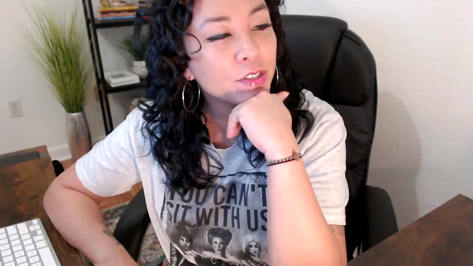 Gallery image thumbnail from MickaylaStar's myfreecams stream on, 01/14/2025, 17:28 image 2 of 20