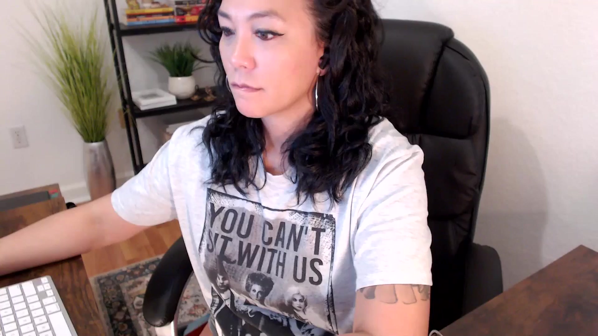 Gallery image thumbnail from MickaylaStar's myfreecams stream on, 01/14/2025, 17:28 image 6 of 20