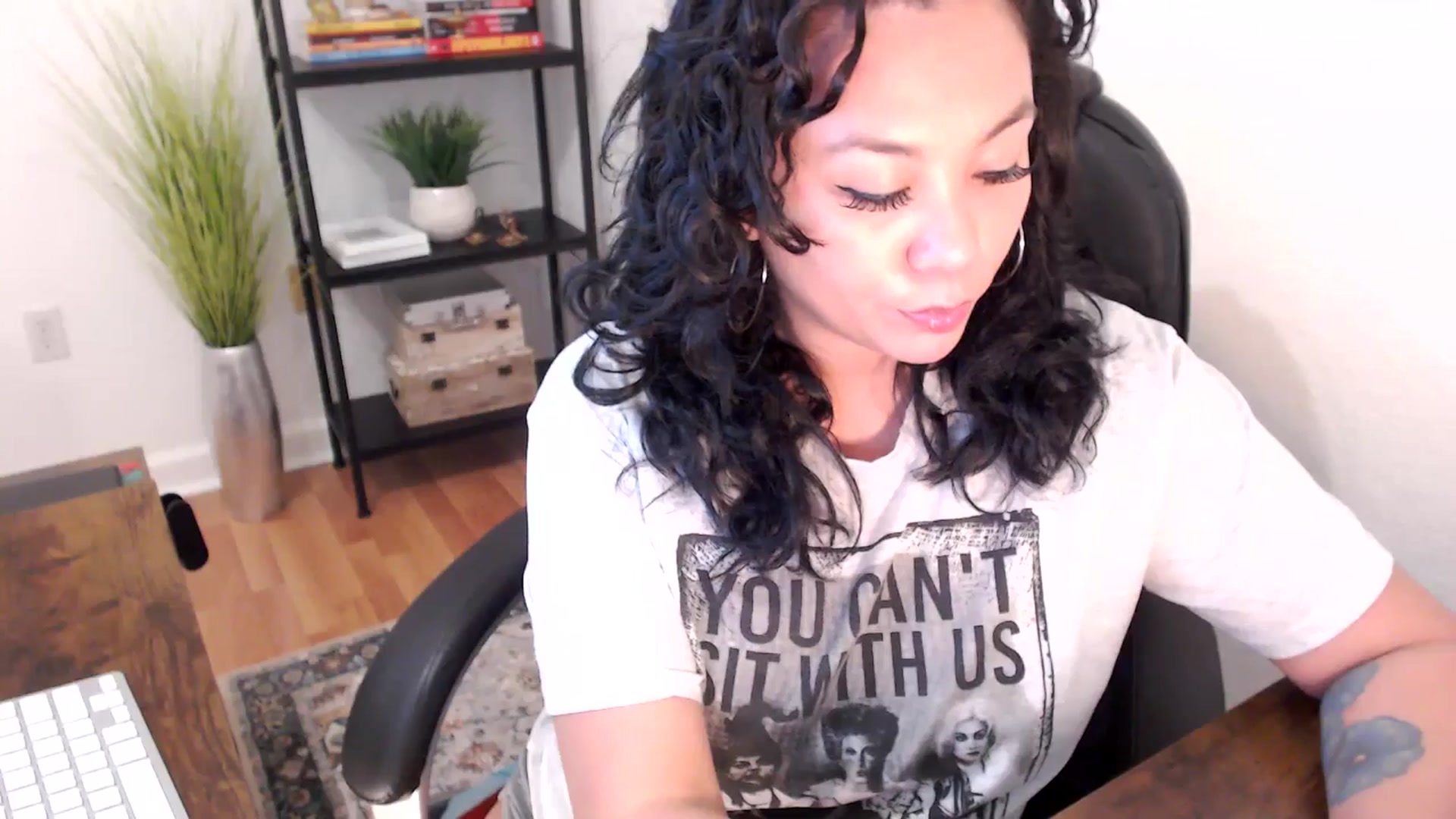 Gallery image thumbnail from MickaylaStar's myfreecams stream on, 01/14/2025, 17:28 image 13 of 20