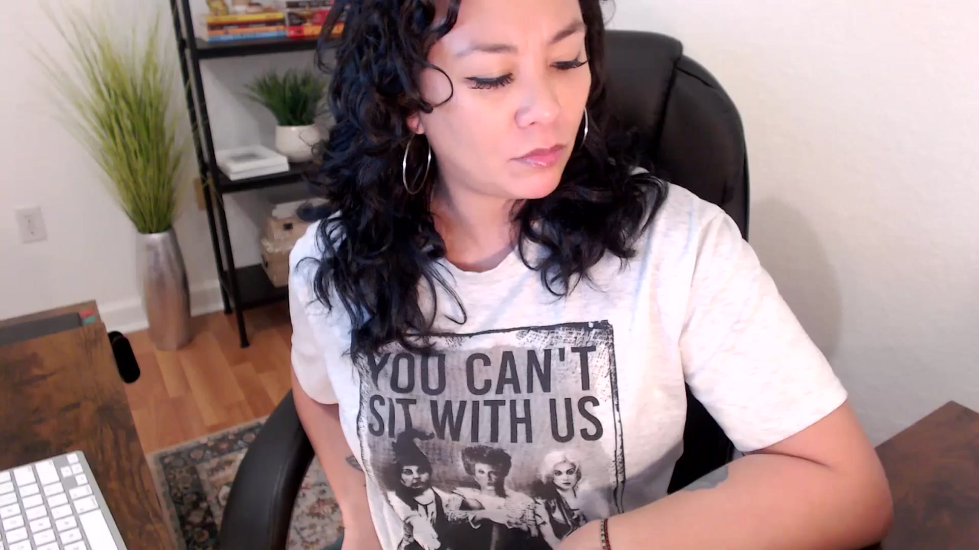 Gallery image thumbnail from MickaylaStar's myfreecams stream on, 01/14/2025, 17:28 image 4 of 20