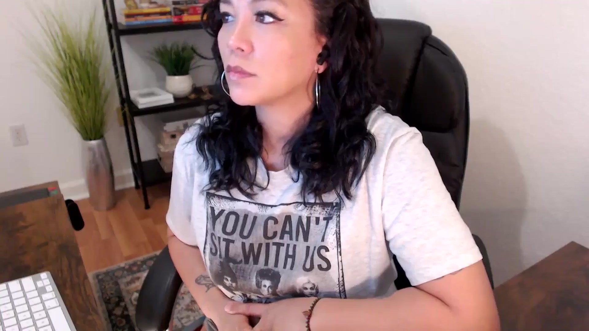 Gallery image thumbnail from MickaylaStar's myfreecams stream on, 01/14/2025, 17:28 image 3 of 20