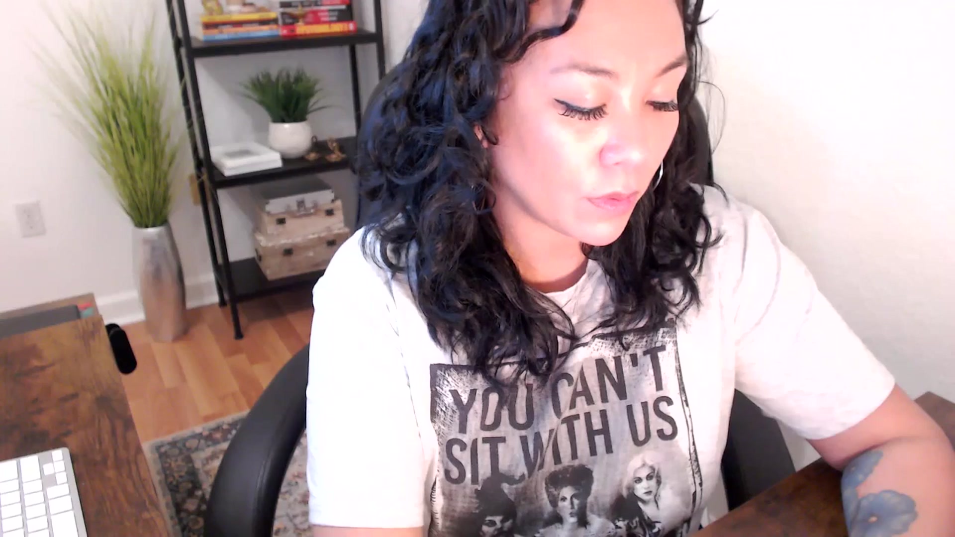 Gallery image thumbnail from MickaylaStar's myfreecams stream on, 01/14/2025, 19:15 image 12 of 20