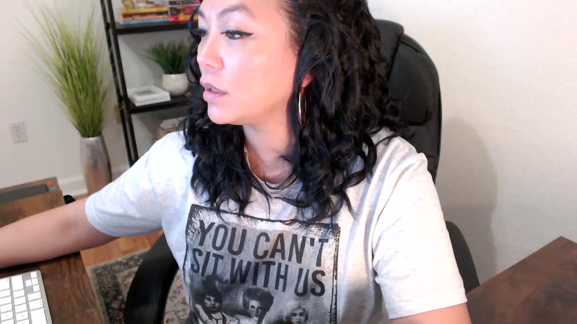 Gallery image thumbnail from MickaylaStar's myfreecams stream on, 01/14/2025, 19:15 image 9 of 20