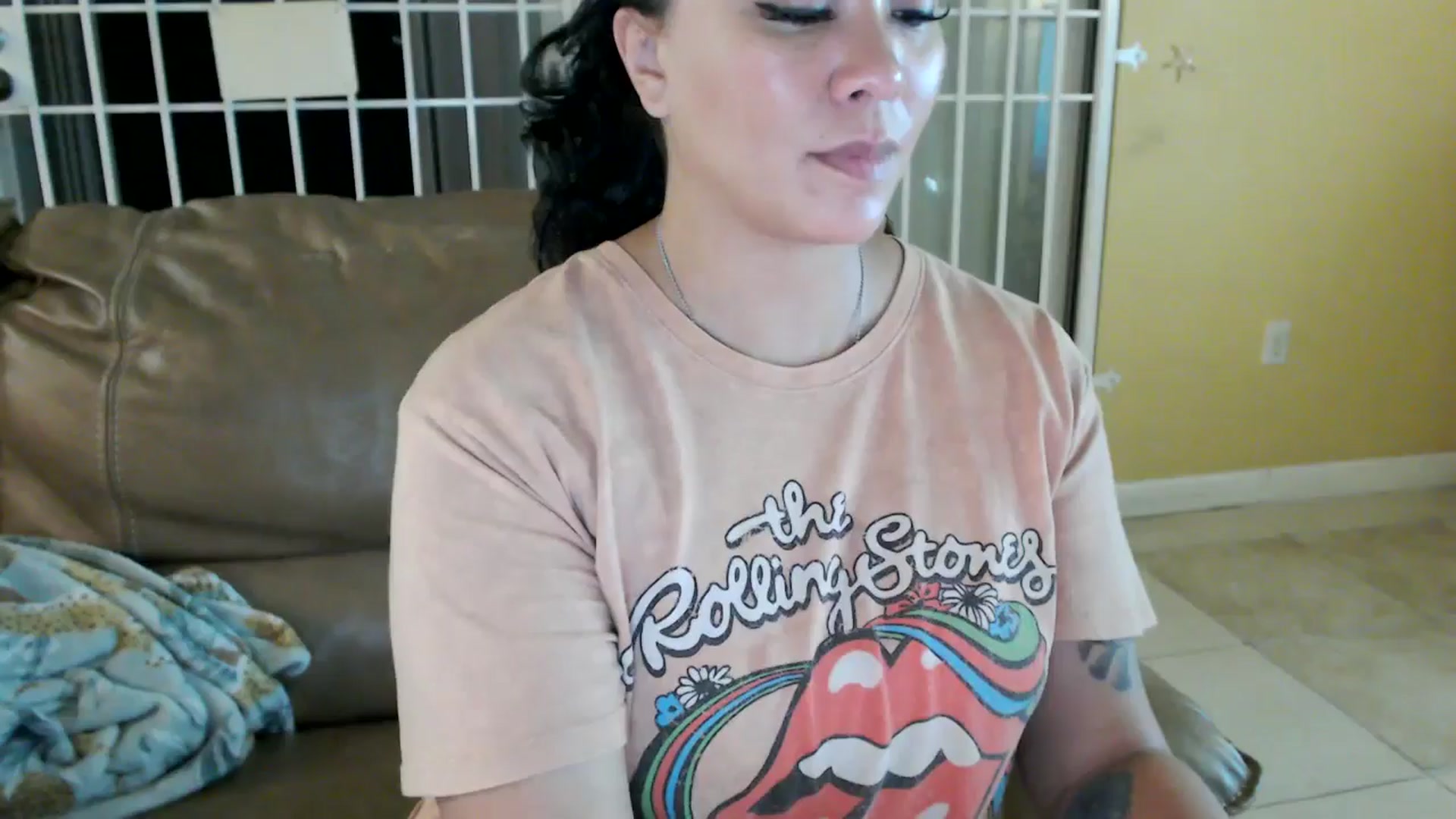 Gallery image thumbnail from MickaylaStar's myfreecams stream on, 01/15/2025, 03:11 image 1 of 20