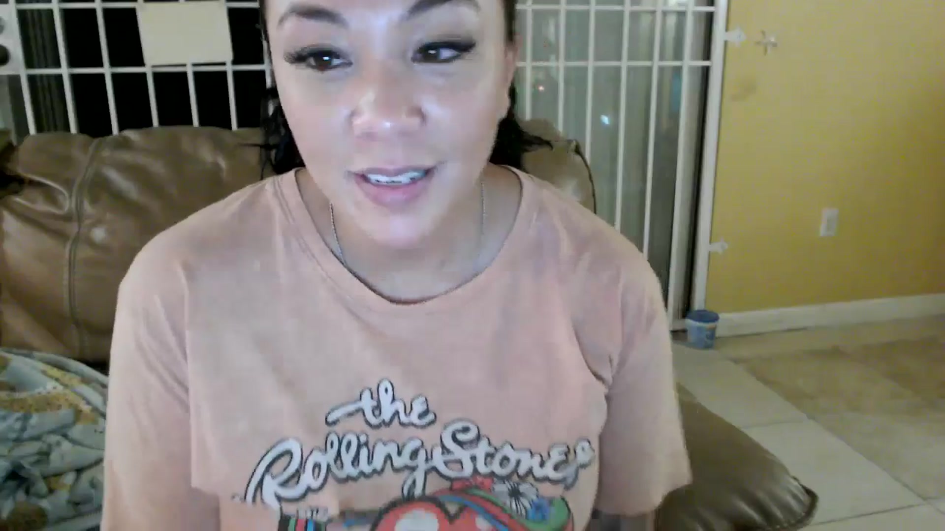 Gallery image thumbnail from MickaylaStar's myfreecams stream on, 01/15/2025, 03:11 image 6 of 20